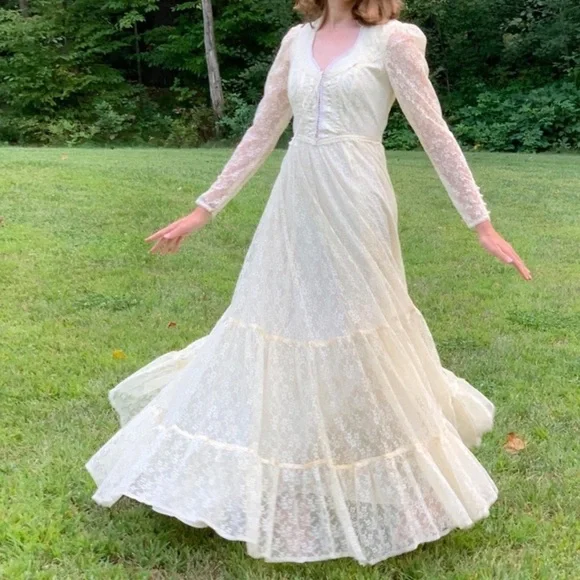 Gunne Sax Romantic Cream Lace Long Dress, S. - Picture 7 of 16